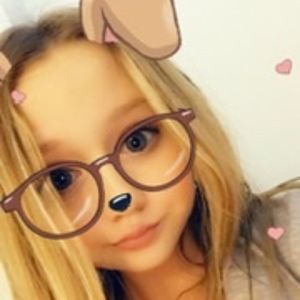 Meet your Posher, Aydrienne